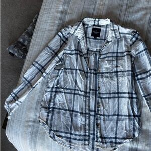 American Eagle Outfitters Navy and White Checkered flannel